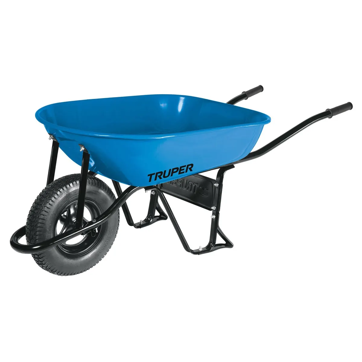 Carretilla neumática con bastidor tubular Truper 5.5 ft3